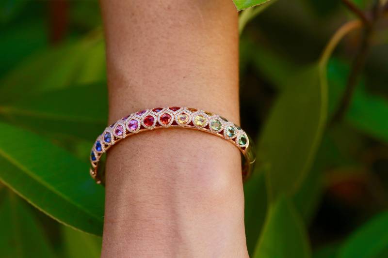 Bracelet saphirs de couleurs et diamants, or rose, elen Larcebeau, le bouscat, bordeaux, andernos, biarritz, paris, merignac