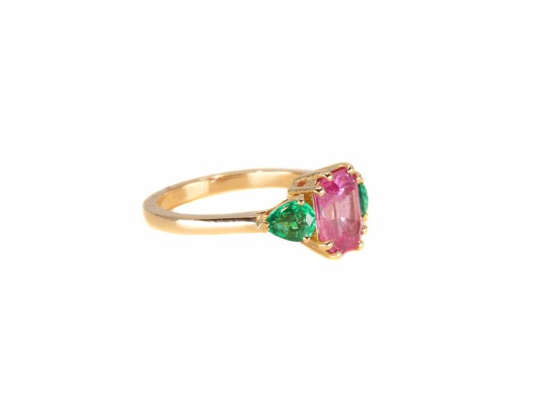 Bague émeraude, saphir roses, or rose, elen larcebeau, joaillier, création, unique, acheter, fiançailles, pierres précieuses, bordeaux, paris, biarritz, mérignac, artisan joaillier,