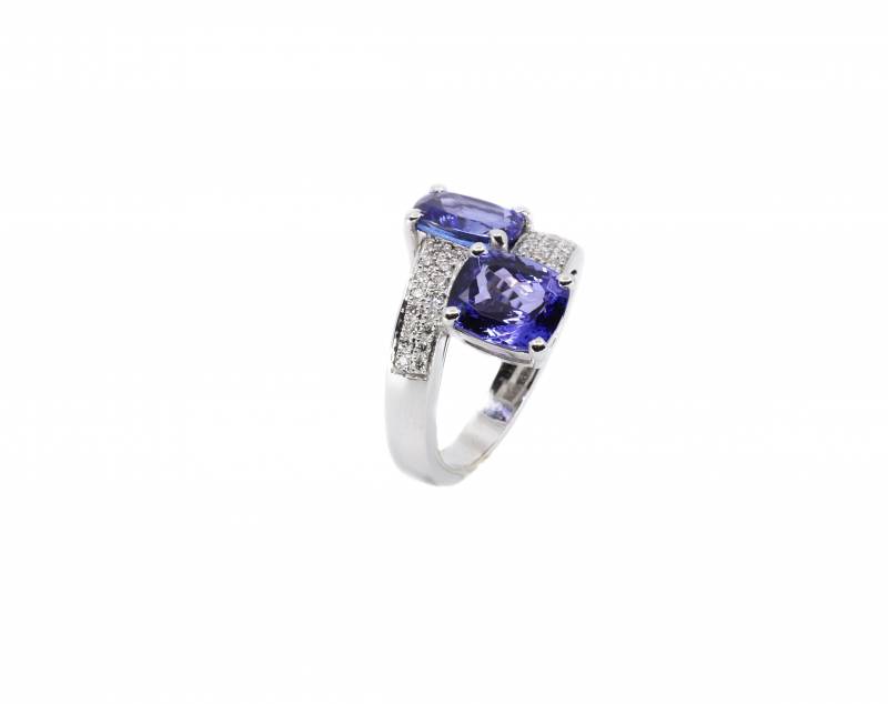 Bague tanzanite, diamants, bordeaux, elen larcebeau, bague, pierres précieuses, pierres de couleurs, création, artisan, acheter, unique,