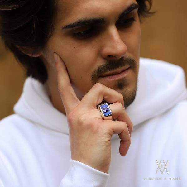 chevalière, homme, oeil de tigre, malachite, lapis lazuli, onyx, signetring, bague, bordeaux, mode, cadeau, look, précieux, diamant, style, passion, création, pierres, mannequin, shooting, photos, photo